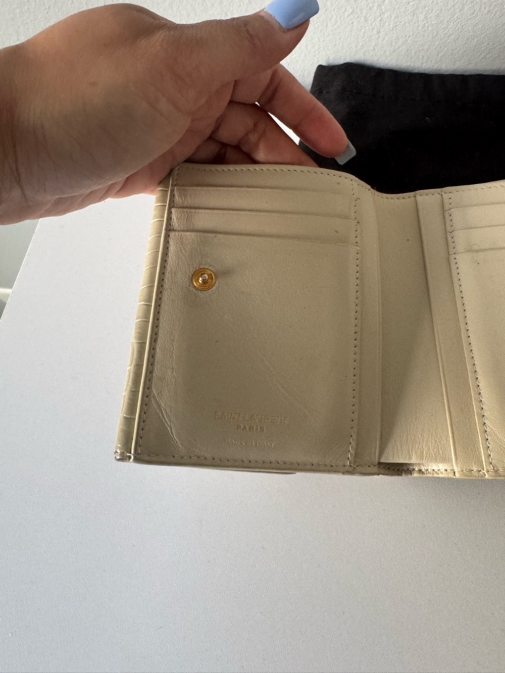 Saint Laurent Cream Croc-Embossed Leather Small Wallet - Picture 10 of 16